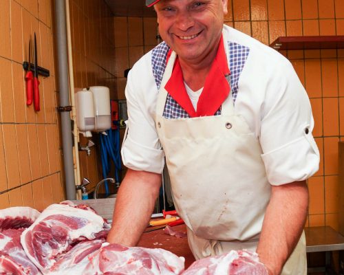 Schinkenherstellung Fleischerei Richter in Meissen